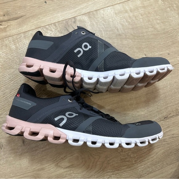 On running cloudflow running shoes rock rose size 10.5 - Picture 3 of 7